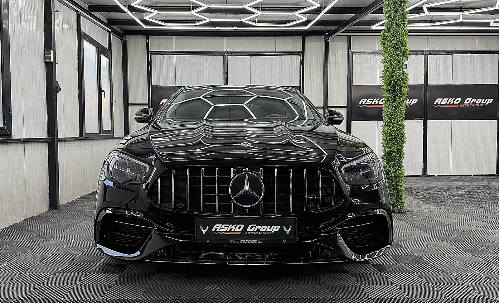 Mercedes-Benz E 220 AMG-line/Facelift/DIGITAL/9gt/СОБСТВЕН ЛИЗИНГ, снимка 2 - Автомобили и джипове - 55085410