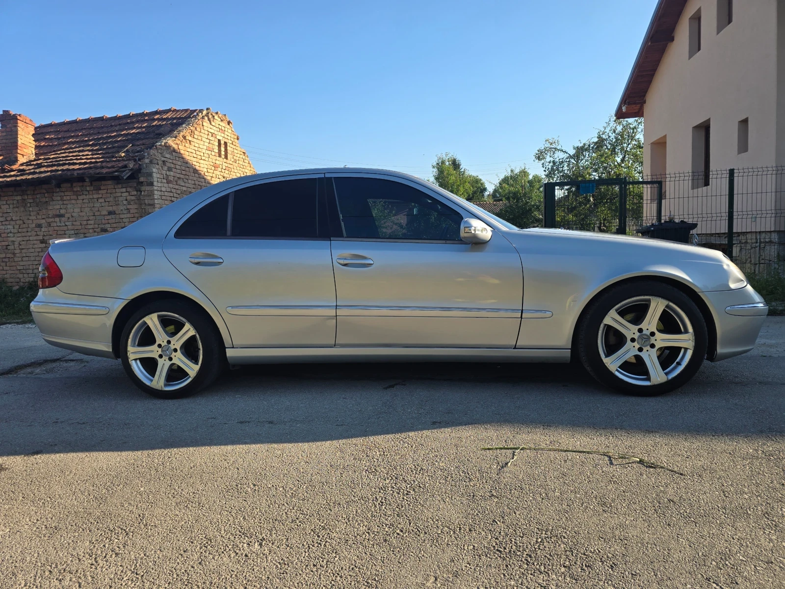 Mercedes-Benz E 270 E270 CDI, снимка 4 - Автомобили и джипове - 55523978