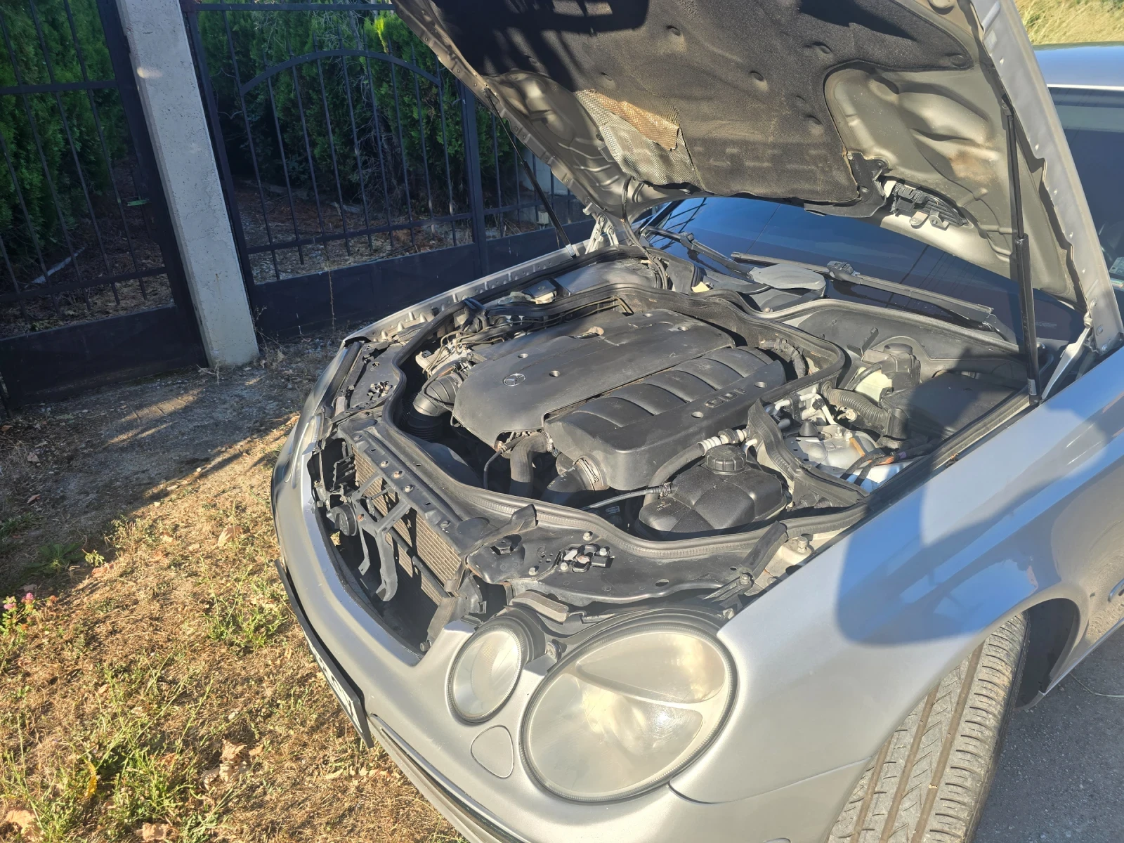 Mercedes-Benz E 270 E270 CDI, снимка 10 - Автомобили и джипове - 55523978