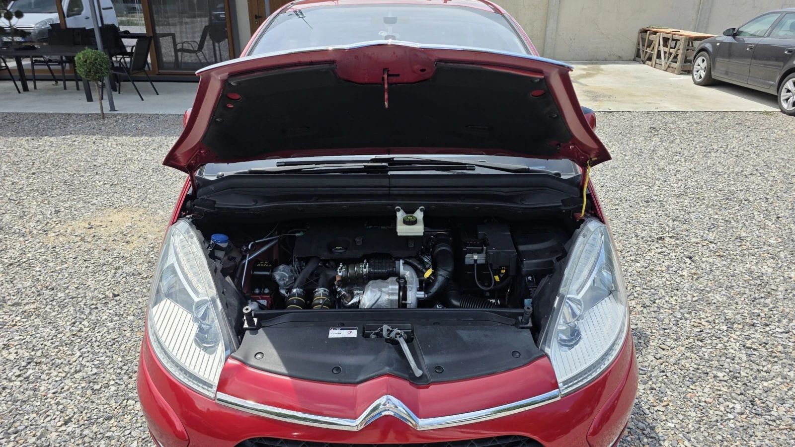 Citroen C4 Picasso, снимка 16 - Автомобили и джипове - 55589610