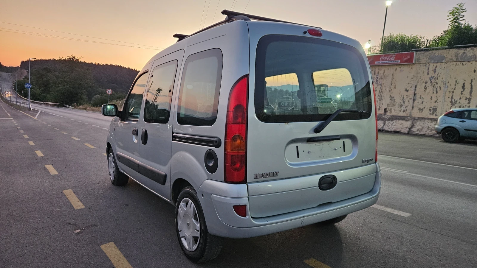 Renault Kangoo 1.2 , снимка 6 - Автомобили и джипове - 55629325