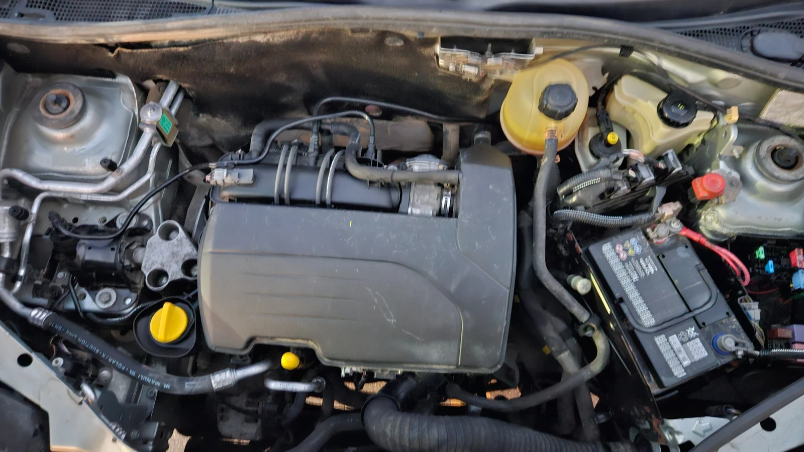 Renault Kangoo 1.2 , снимка 12 - Автомобили и джипове - 55629325