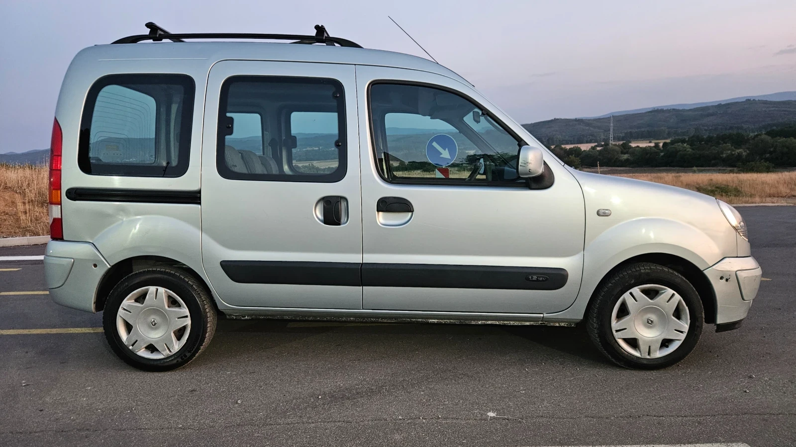 Renault Kangoo 1.2 , снимка 3 - Автомобили и джипове - 55629325