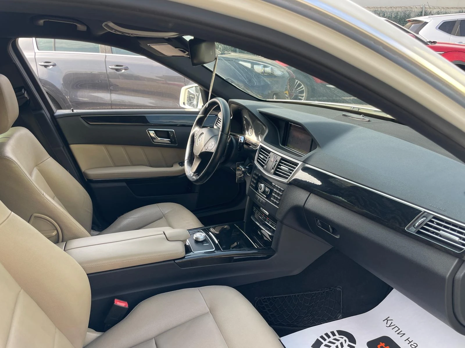 Mercedes-Benz E 350 /ВСИЧКО ПЛАТЕНО, снимка 13 - Автомобили и джипове - 55656726