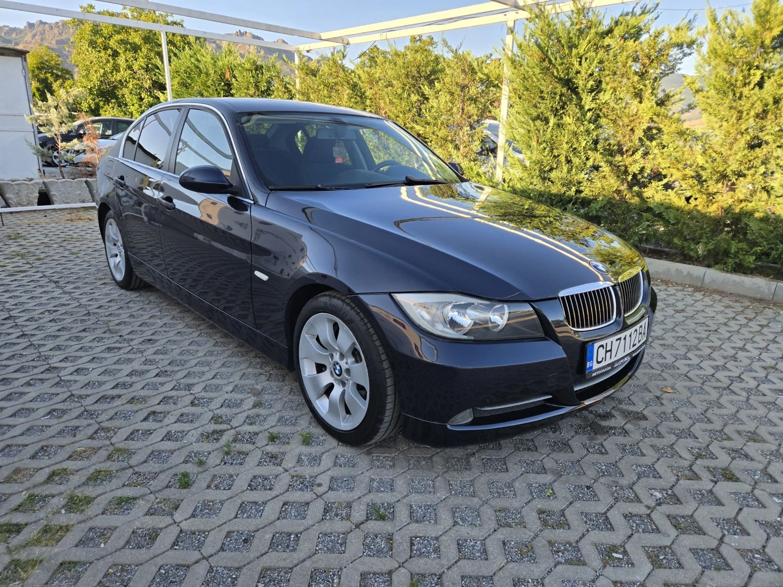 BMW 330 3.0D-231кс= xDrive= 6ck= NAVI= СЕДАН, снимка 2 - Автомобили и джипове - 55695097