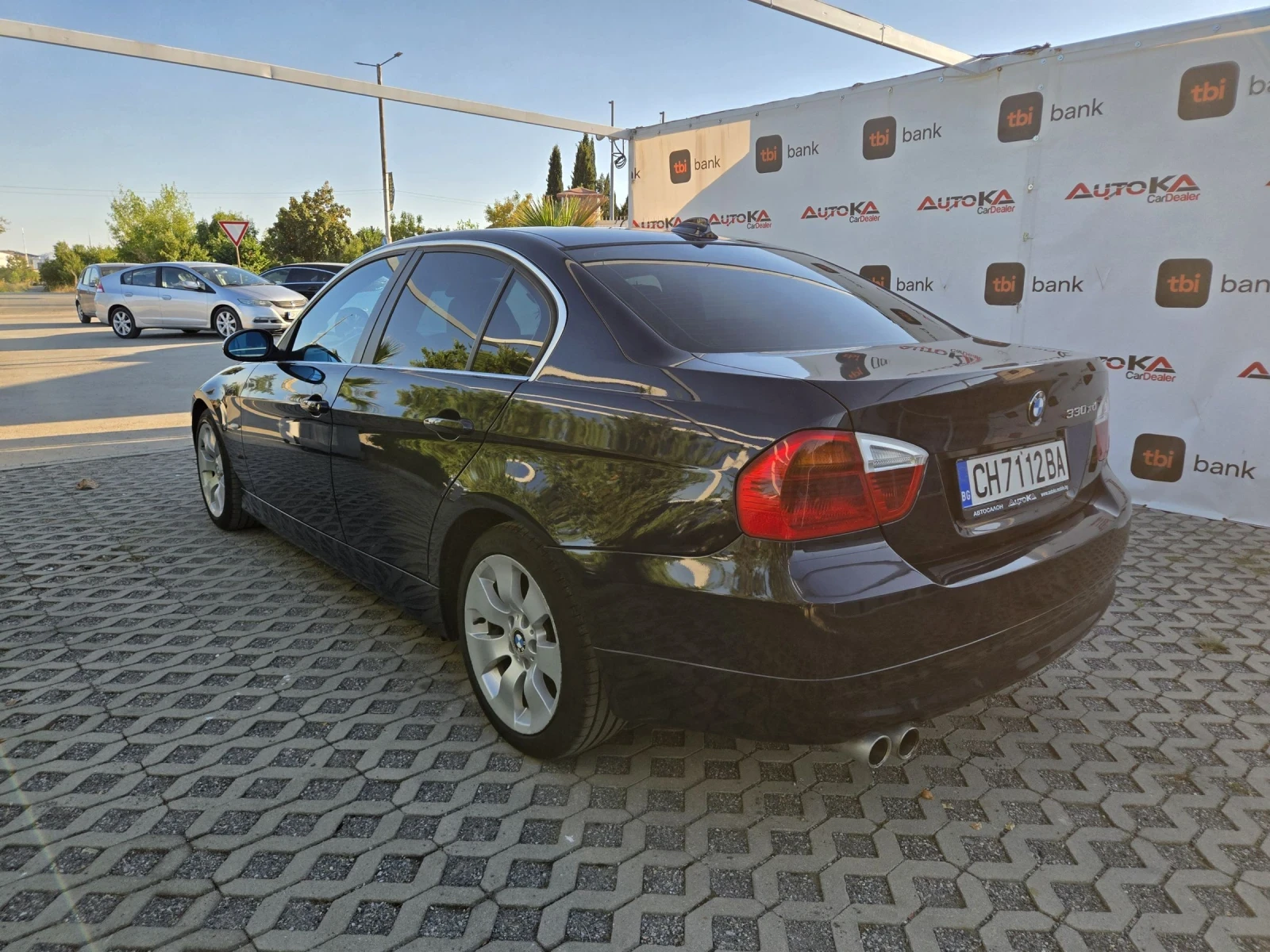 BMW 330 3.0D-231кс= xDrive= 6ck= NAVI= СЕДАН, снимка 5 - Автомобили и джипове - 55695097
