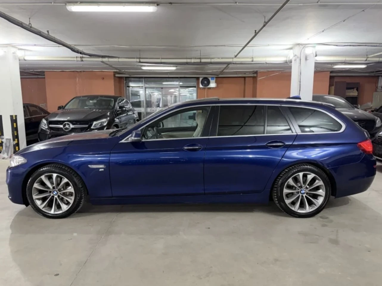 BMW 530, снимка 4 - Автомобили и джипове - 55800936
