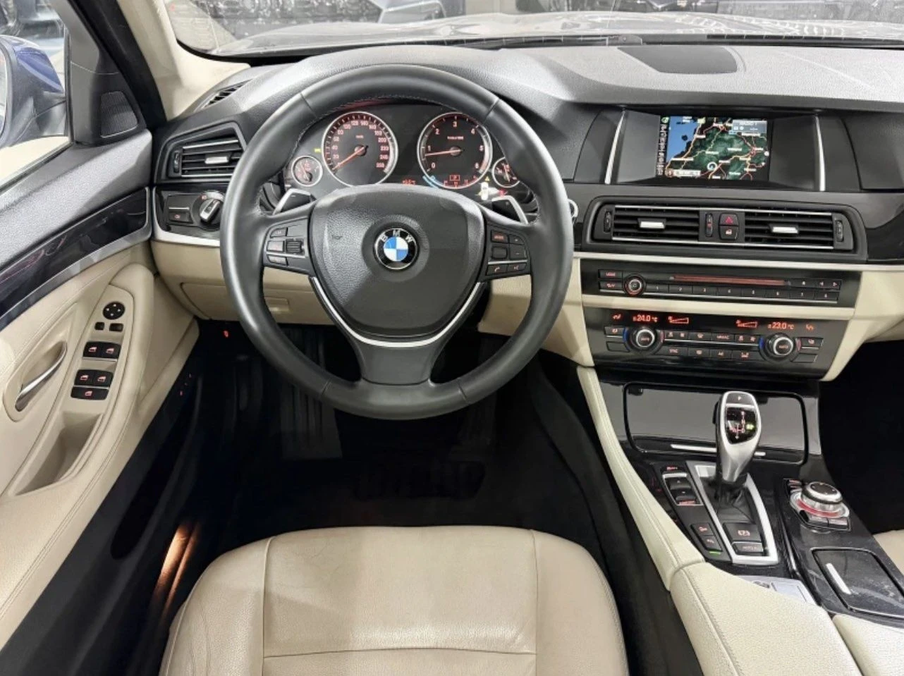 BMW 530, снимка 14 - Автомобили и джипове - 55800936