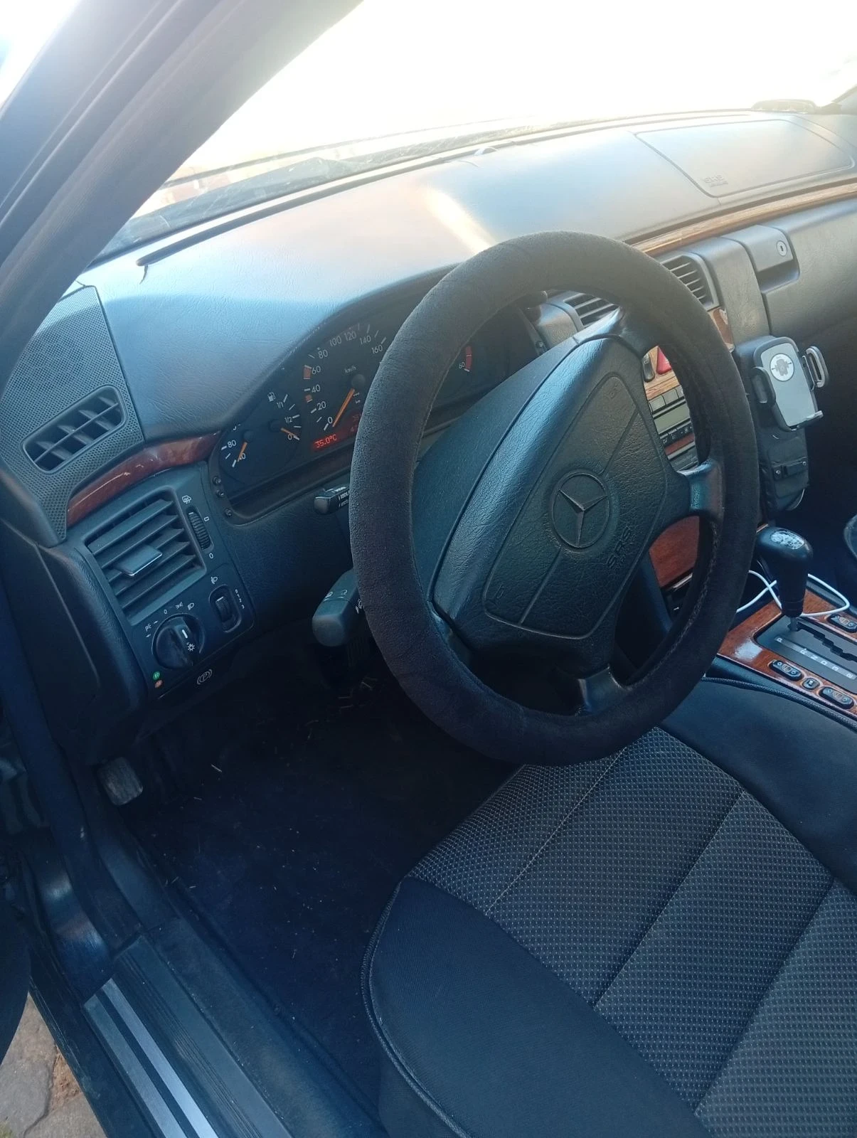 Mercedes-Benz E 300 3.0D, снимка 5 - Автомобили и джипове - 55961994