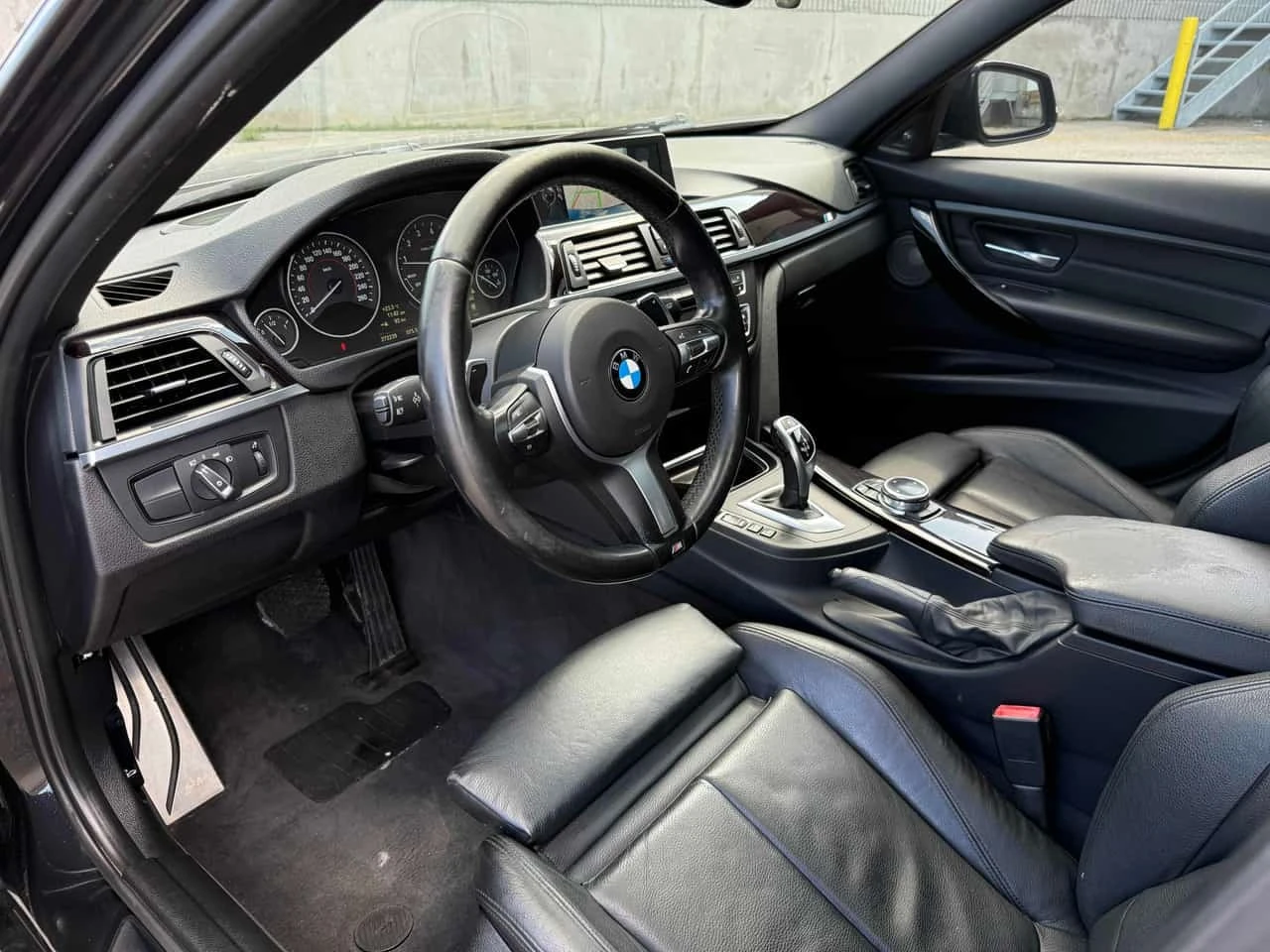 BMW 335 * 335i xDrive * ���������� ��� ������������ ������ | Mobile.bg � ����������� 5