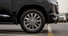 Toyota Land cruiser 300 GXR | 15km, снимка 8
