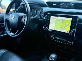 Toyota Hilux 2.8d 204k.c. AVTOMATIK GR FULL, снимка 13