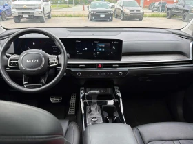 Kia Sorento X Line Limited AWD w/Black Interior * CARFAX , снимка 9