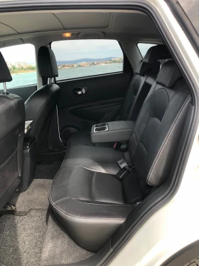 Nissan Qashqai 2.0i 4x4 Automat Full Swiss, снимка 12