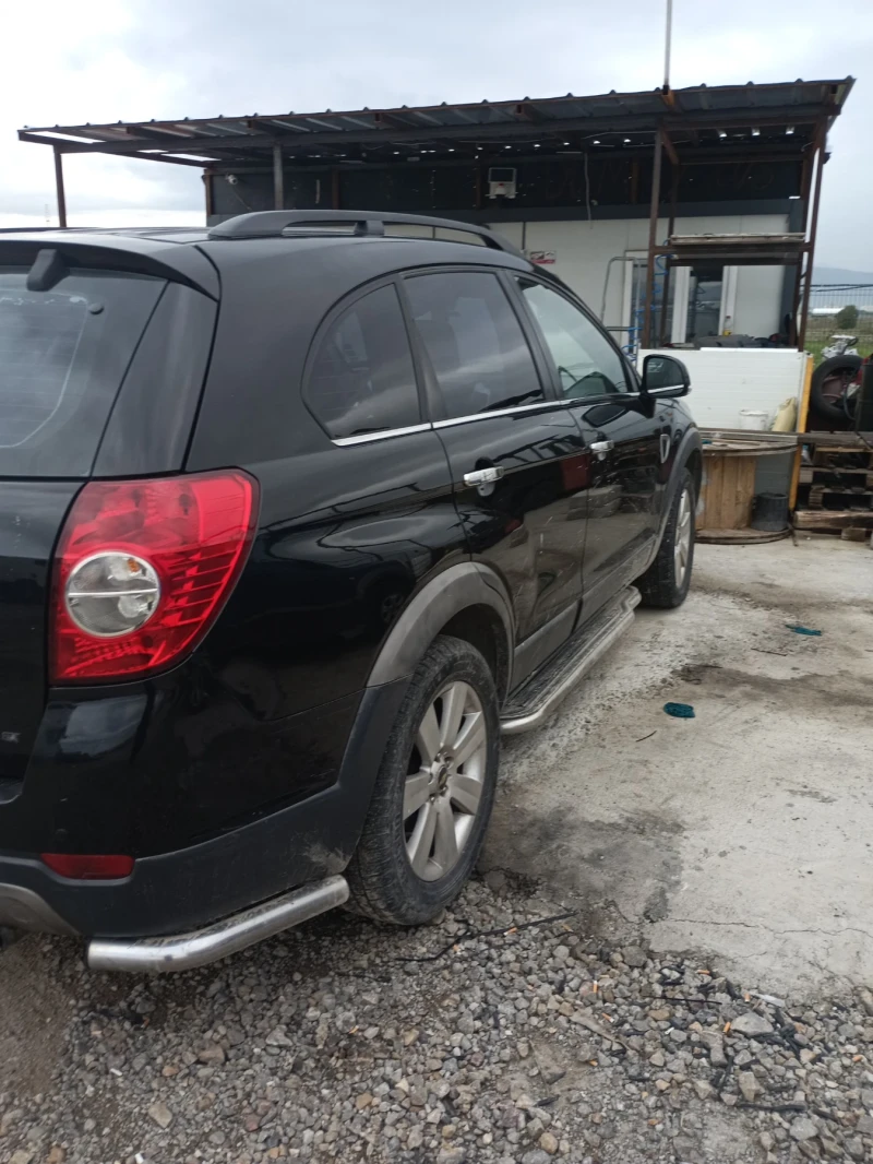 Chevrolet Captiva 2000, снимка 2 - Автомобили и джипове - 47520423