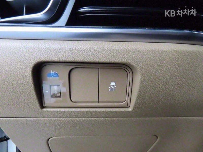 Kia Sorento 1.6T HEV 4WD MQ4 Prestige ЛИЗИНГ БЕЗ ПЪРВ. ВНОСКА, снимка 13 - Автомобили и джипове - 52650507