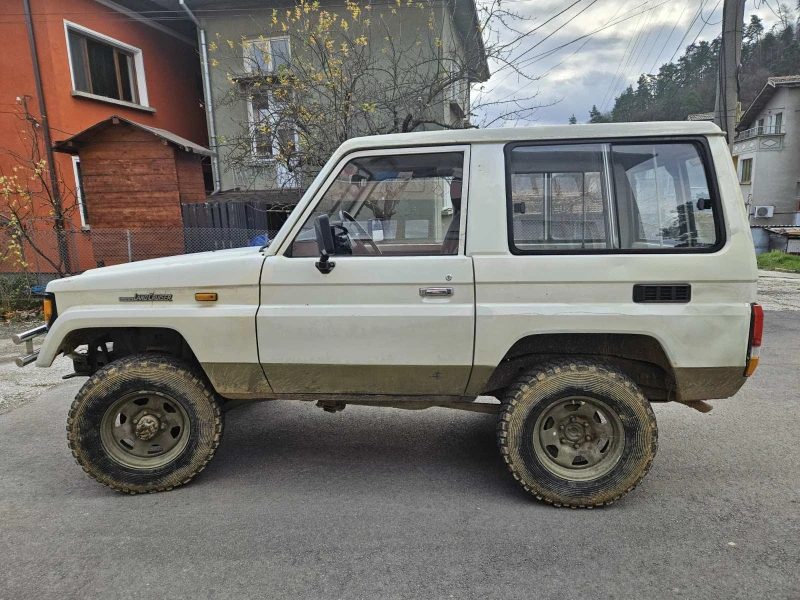 Toyota Land cruiser J70, снимка 5 - Автомобили и джипове - 52554119