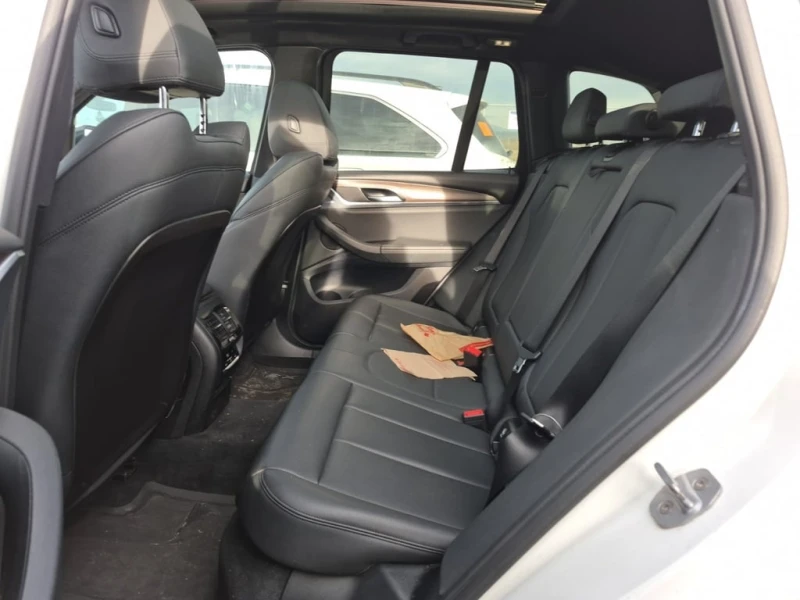 BMW X3 * XDRIVE30I SPORT UTILITY 4D * CARFAX * ФИНАНСИРАН, снимка 13 - Автомобили и джипове - 53172131