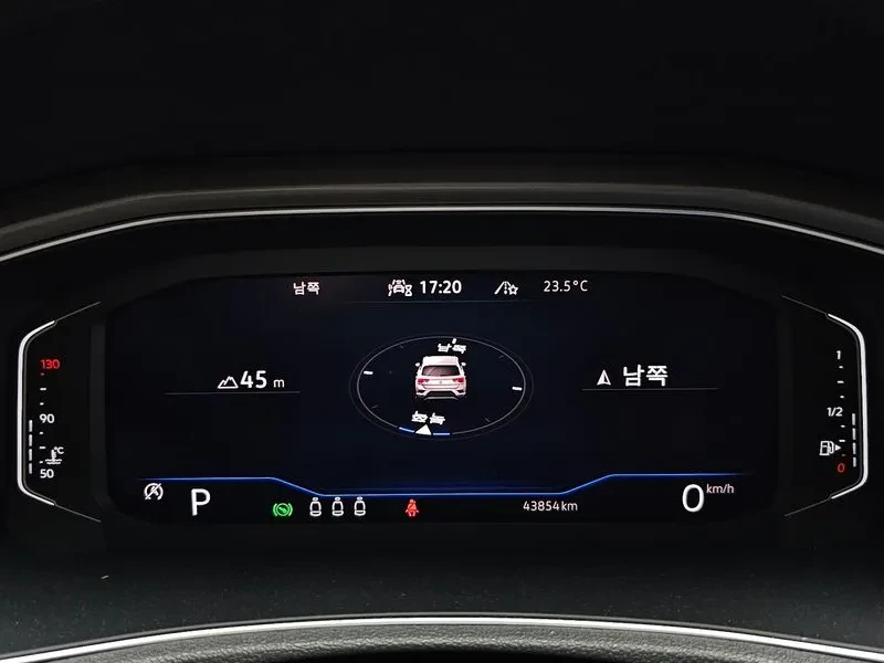 VW T-Roc 2.0 Tdi Style, снимка 8 - Автомобили и джипове - 56497477