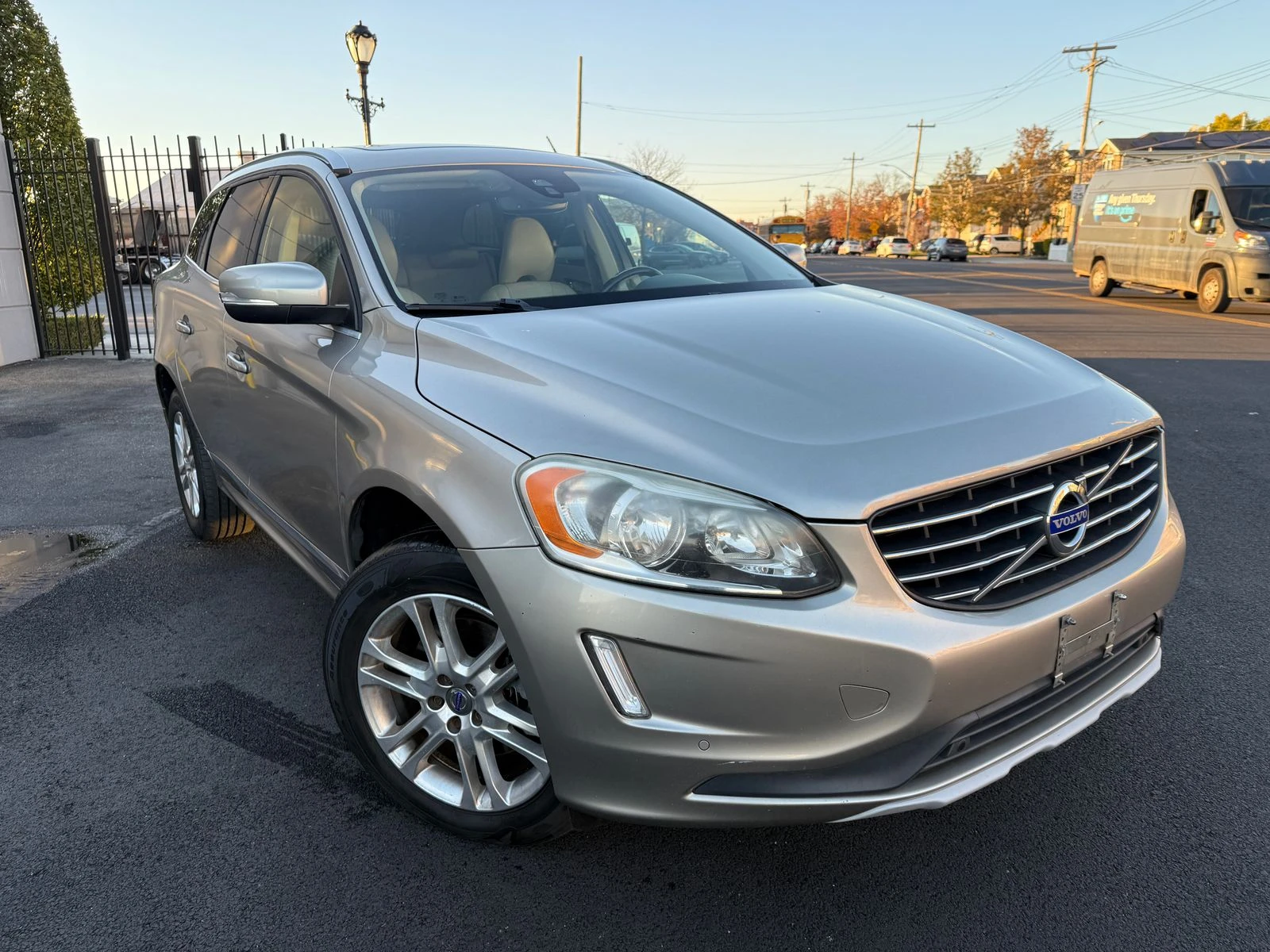 Volvo XC60 2016 Volvo XC60 T5 Premier 4x4 - изображение 7