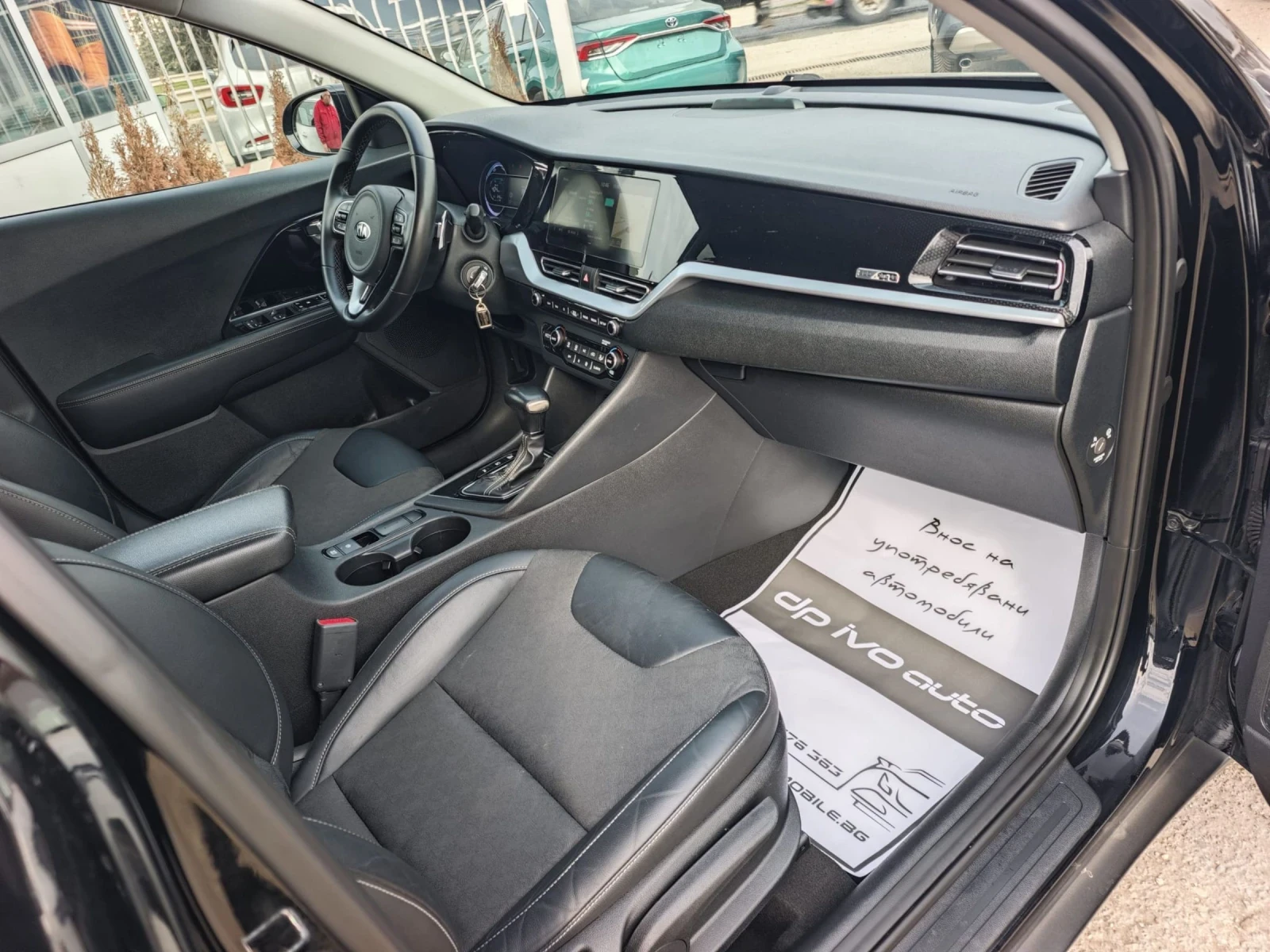 Kia Niro PLUG-IN* КОЖА* ФЕЙСЛИФТ* ТОП ЦЕНА, снимка 11 - Автомобили и джипове - 53723707
