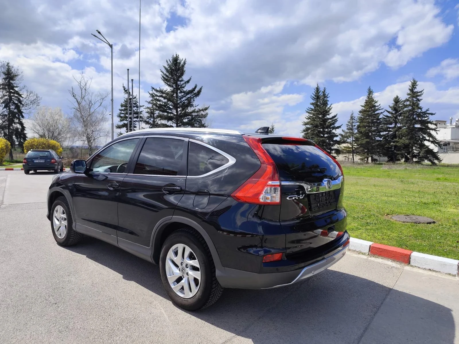 Honda Cr-v Lifestyle 4WD AUTOMATIC! 80 000 km euro 6, снимка 4 - Автомобили и джипове - 54155345