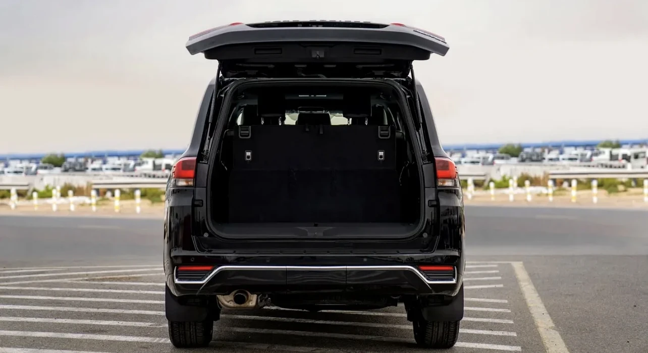 Toyota Land cruiser 300 GXR | 15km | Mobile.bg � ����������� 11