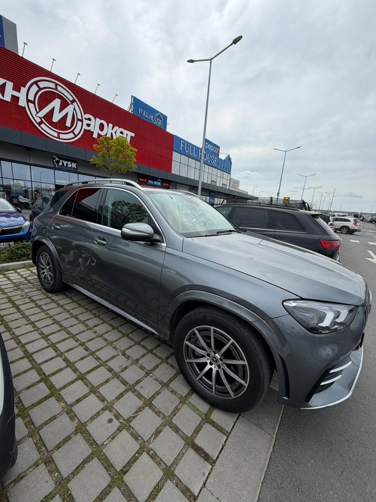 Mercedes-Benz GLE 53 4MATIC AMG, снимка 4 - Автомобили и джипове - 54447517