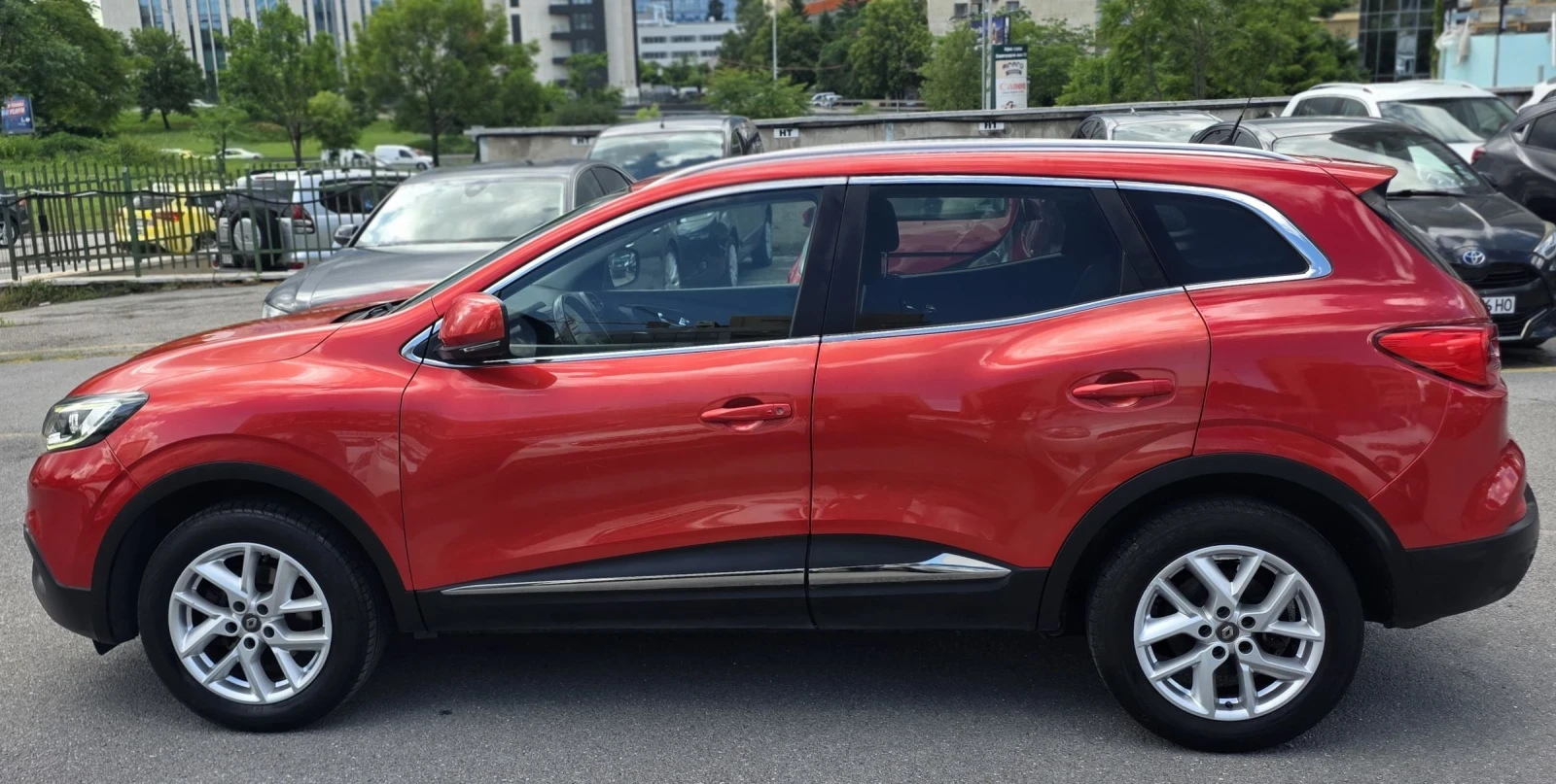 Renault Kadjar 1, 5dci, evro6, автоматик, камера, навигация, снимка 6 - Автомобили и джипове - 54782046