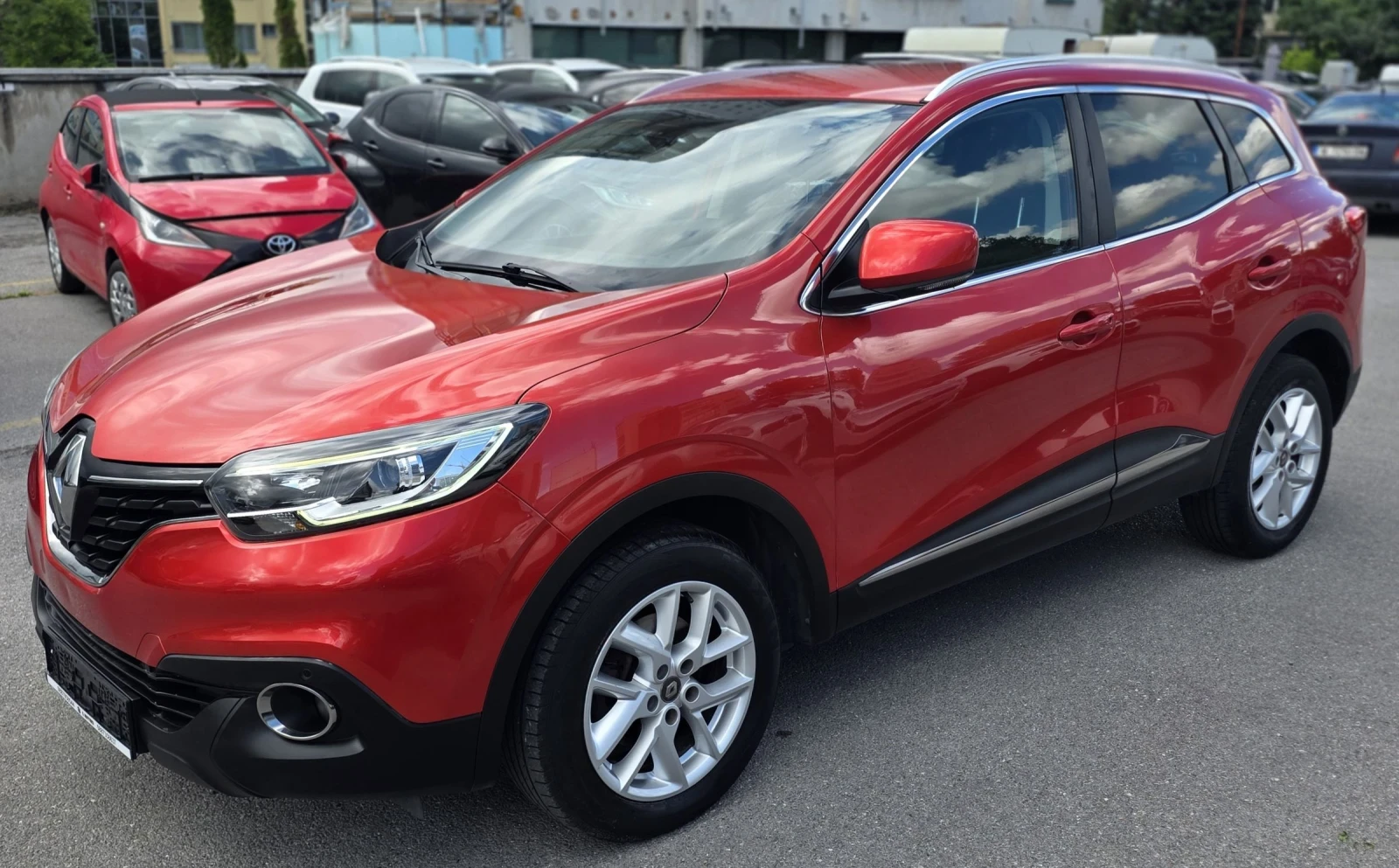 Renault Kadjar 1, 5dci, evro6, автоматик, камера, навигация, снимка 5 - Автомобили и джипове - 54782046