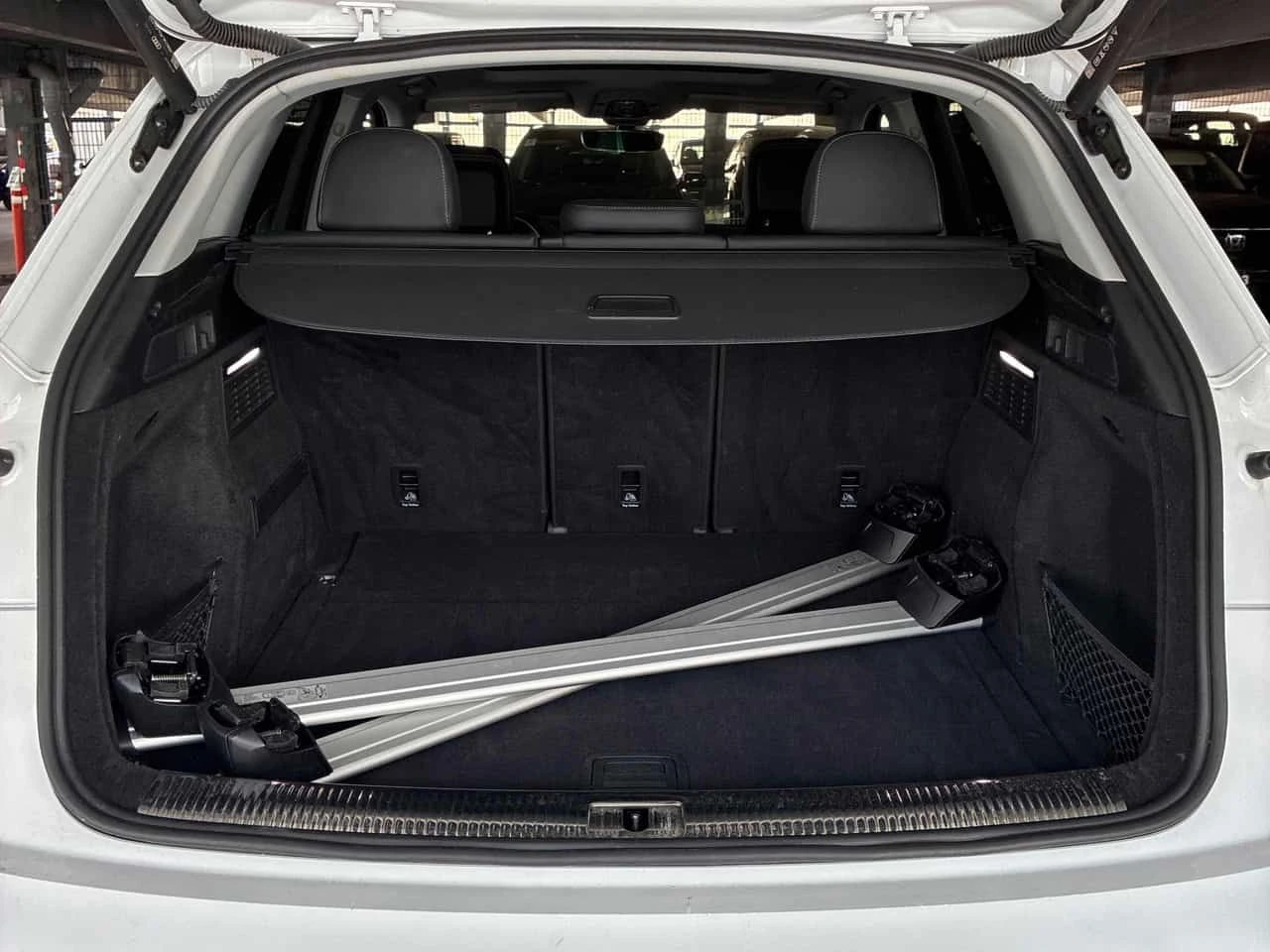 Audi Q5  Progressiv | DISTRONIC | ПАНОРАМА | ПОДГРЕВ | , снимка 13 - Автомобили и джипове - 54844925