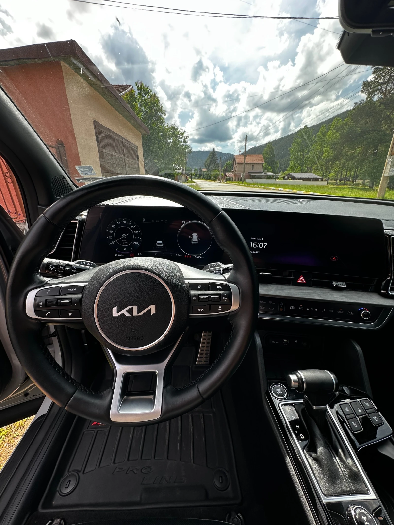 Kia Sportage, снимка 9 - Автомобили и джипове - 54858717