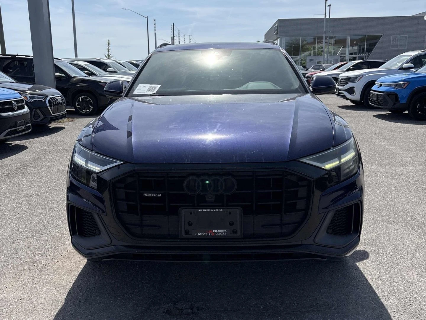 Audi Q8 Progressiv* Quattro* Pan/Roof* Apple carplay* Keyl, снимка 2 - Автомобили и джипове - 55088341