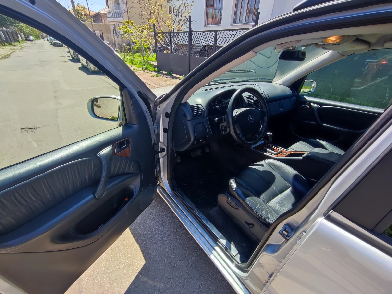 Mercedes-Benz ML 270 CDI-163kc-АВТОМАТИК-ИТАЛИЯ, снимка 7 - Автомобили и джипове - 55388071