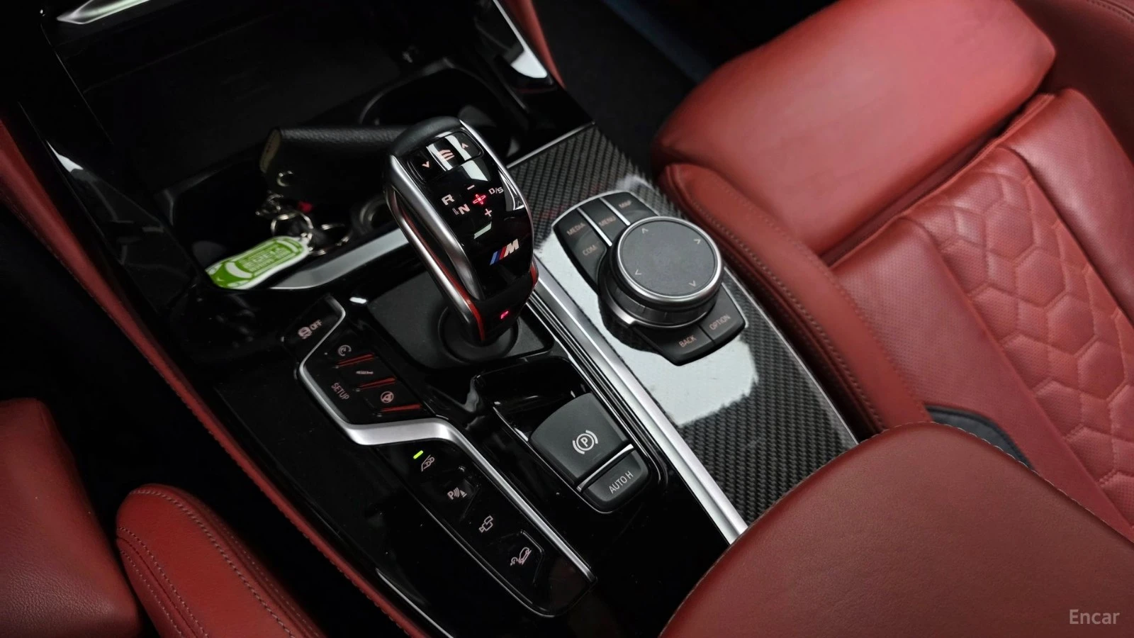 BMW X4 M* xDrive* HARMAN KARDON* ПАНО* 360* HUD* ОДБУХВАН, снимка 9 - Автомобили и джипове - 55484853