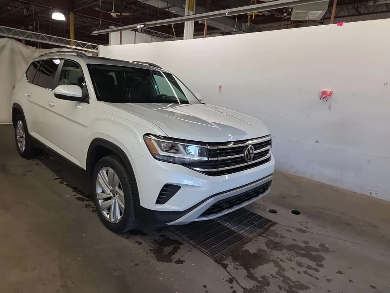 VW Atlas HIGHLINE| ОБДУХВАНЕ| ПАНОРАМА| ПАМЕТ| 2 КЛЮЧА| , снимка 2 - Автомобили и джипове - 55661459