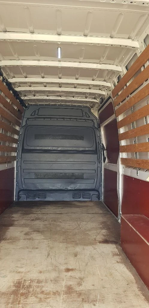 VW Crafter 2.0, снимка 5 - Бусове и автобуси - 49292510