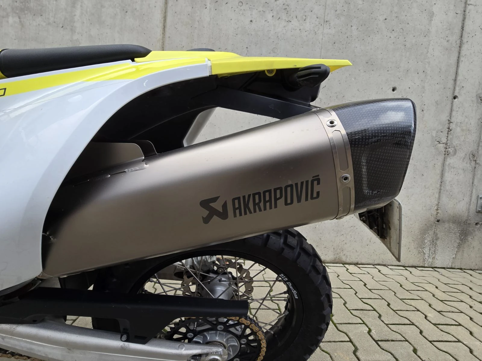 Husqvarna FE 701 Enduro 2023 - изображение 8