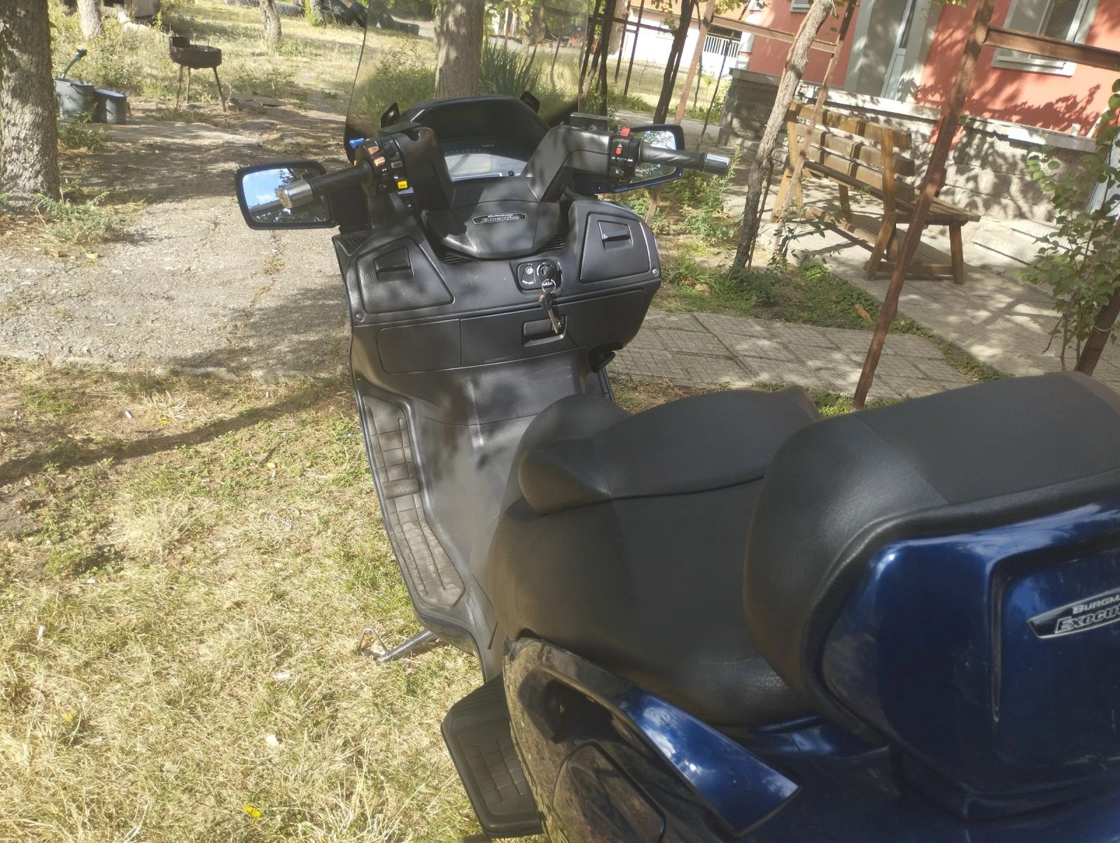 Suzuki Burgman 650 - изображение 7