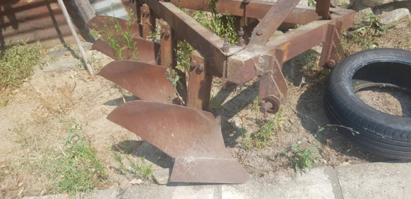 Трактор ЮМЗ, снимка 5 - Селскостопанска техника - 53292719