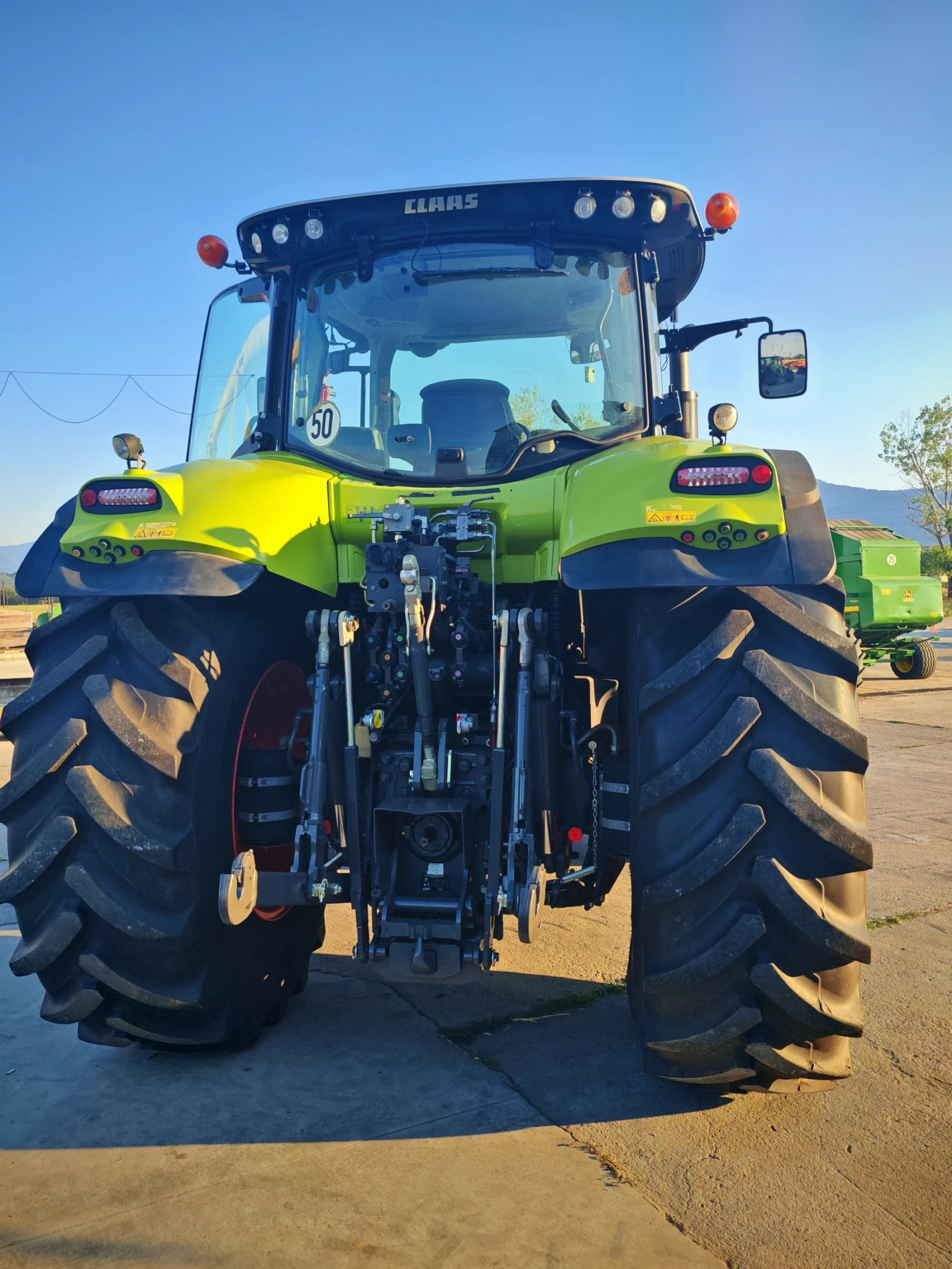 Трактор Claas Axion 830 лизинг с първоначална вноска 20 % - изображение 5