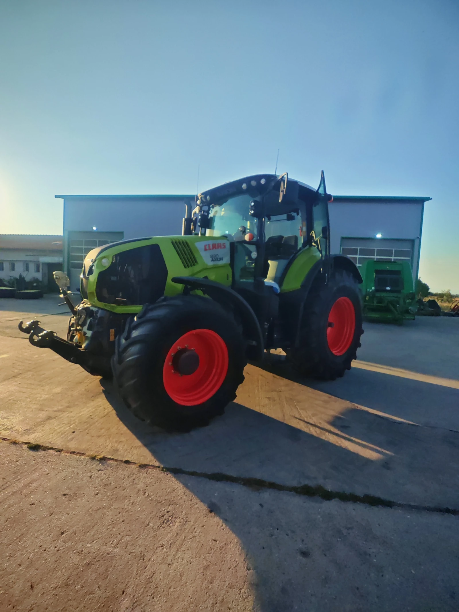 Трактор Claas Axion 830 лизинг с първоначална вноска 20 % - изображение 8