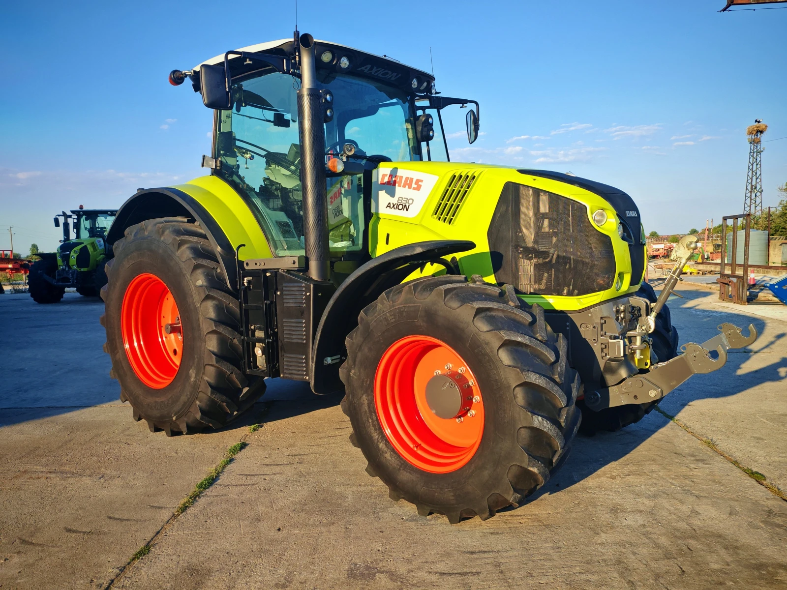 Трактор Claas Axion 830 лизинг с първоначална вноска 20 % - изображение 2