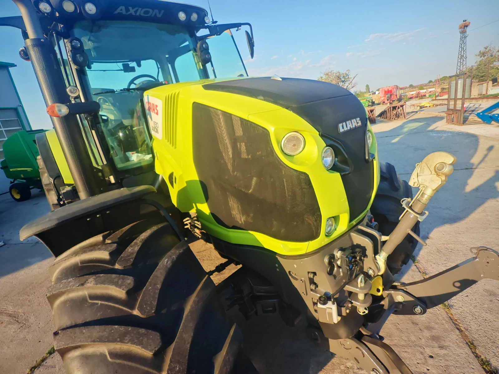 Трактор Claas Axion 830 лизинг с първоначална вноска 20 % - изображение 9