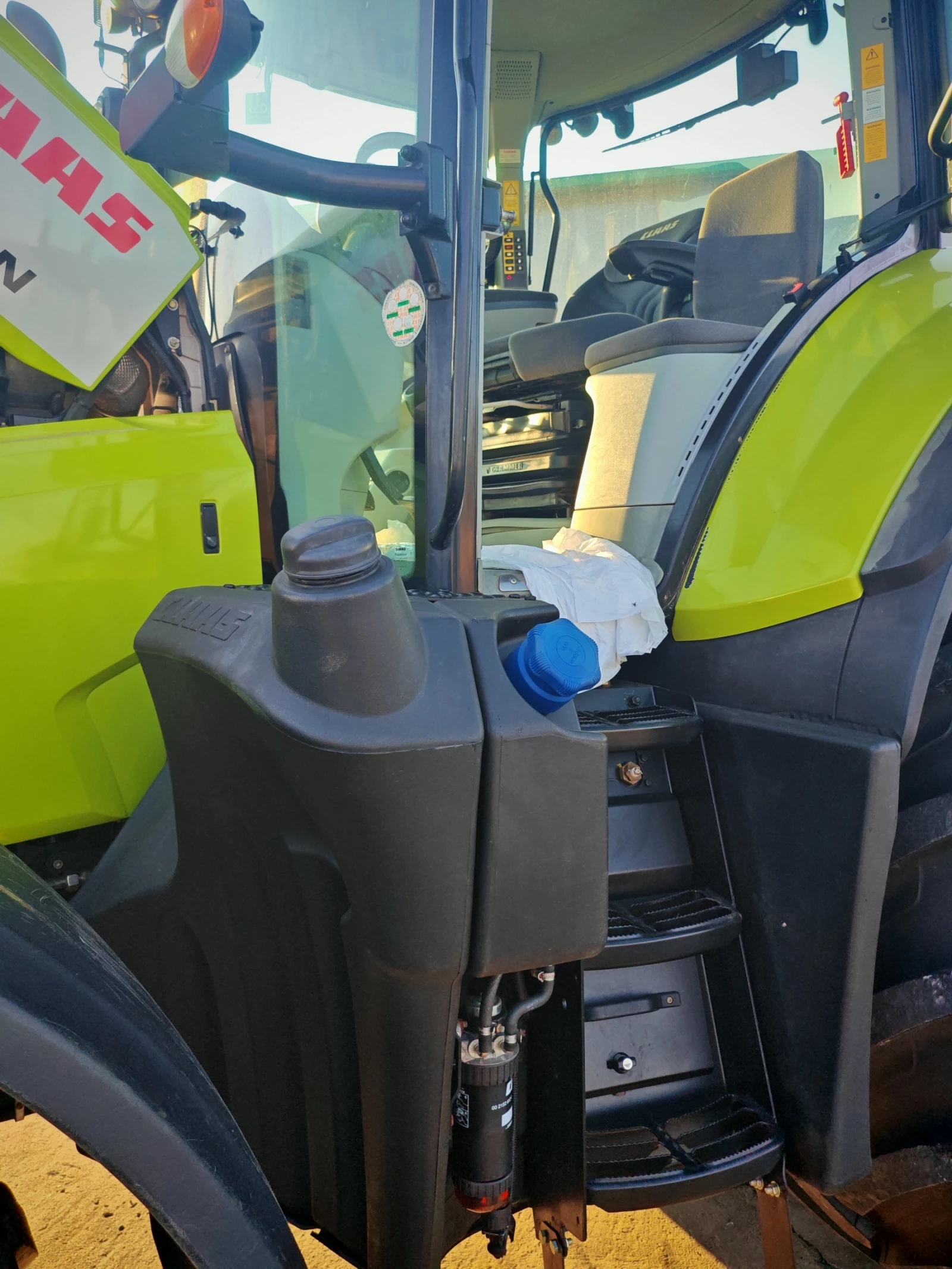  Claas Axion 830     20 % | Mobile.bg   16