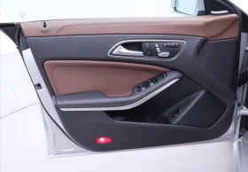 Mercedes-Benz CLA 45 AMG, снимка 7