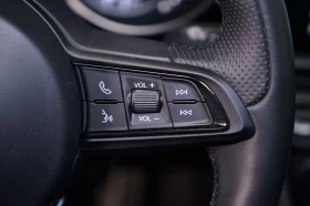 Alfa Romeo Giulia 2.0-TURBO/280HP/VELOCE/ACC/AT8/MEMORY/558v - 67199 лв. - 83000941 11