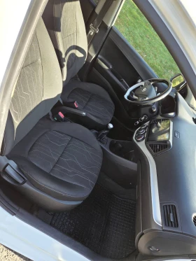 Kia Picanto Petrol / LPG, снимка 12