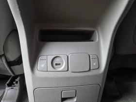 Kia Carnival 9-Seater Prestige - 13037 € - 39370943 14