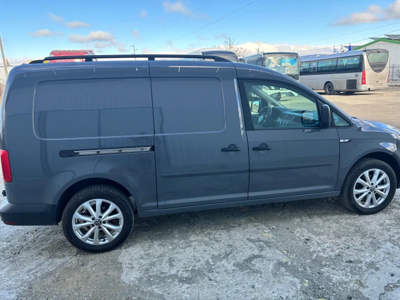 VW Caddy 1.6 Maxi, снимка 3 - Автомобили и джипове - 47911499